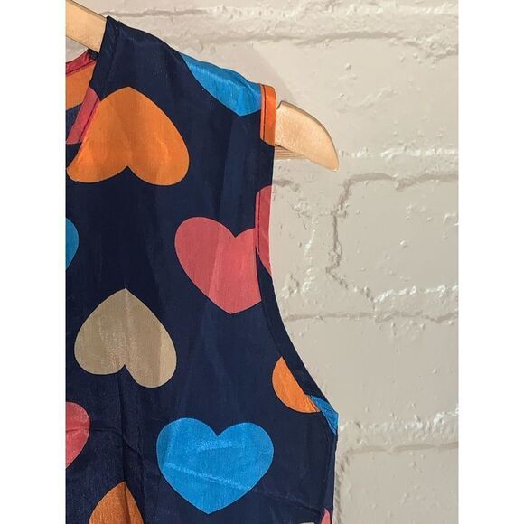 NWT LIVA GIRL Satin Heart Graphic Print Tank Top - Picture 4 of 8